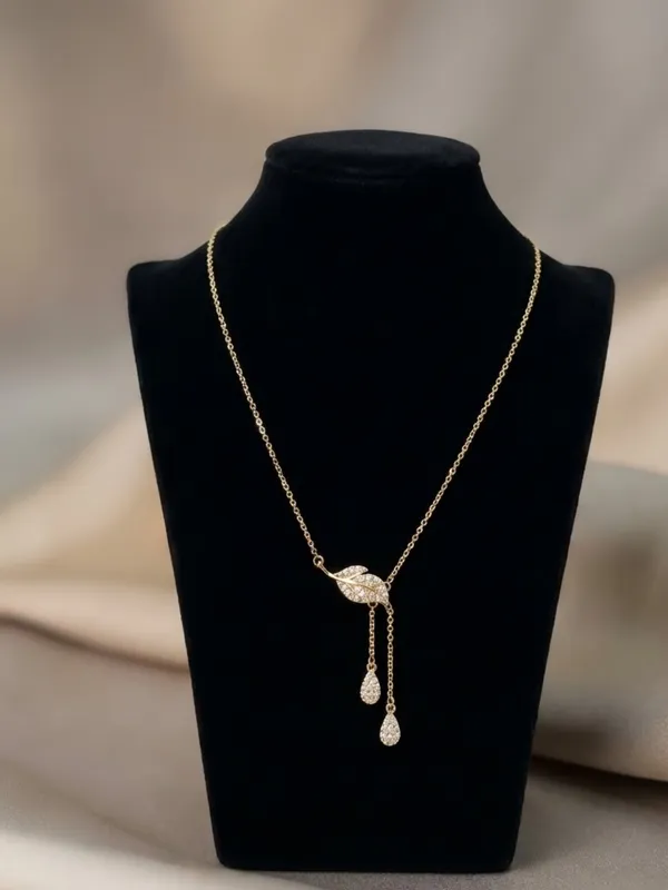 Pendants_&_Lockets_for_women