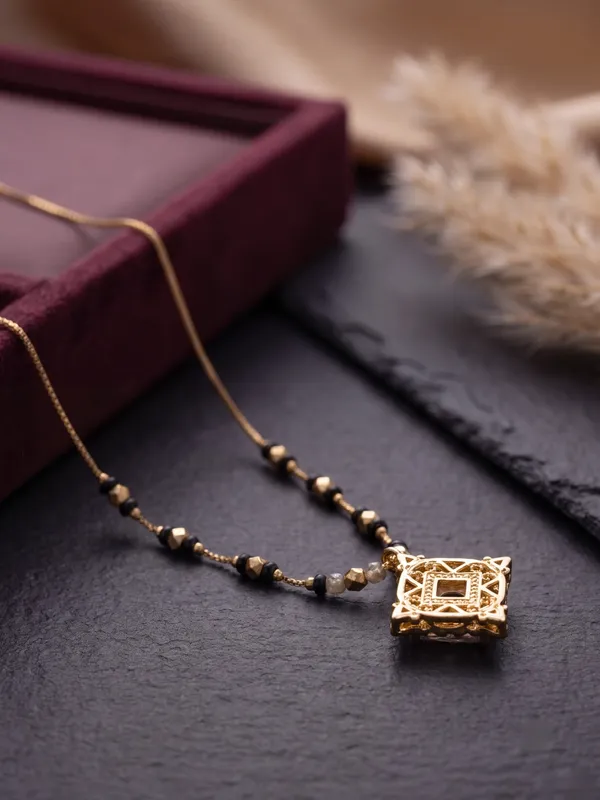 Mangalsutra_for_women