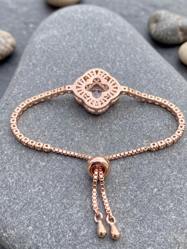 Bracelets_for_women