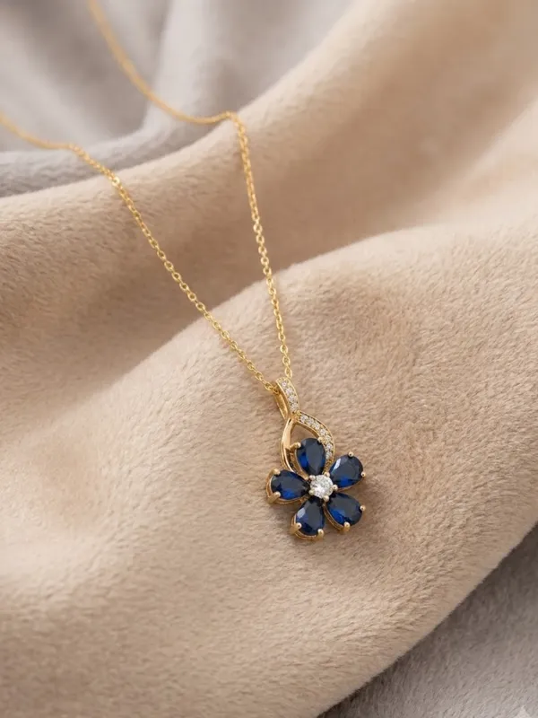 Pendants_&_Lockets_for_women
