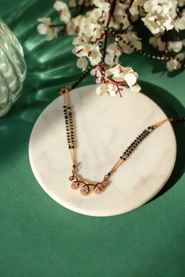 Mangalsutra_for_women