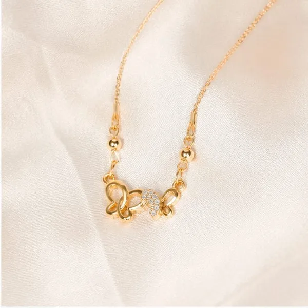 Gold-Plated_Tone_Butterfly_Pendant_Necklace_For_Women