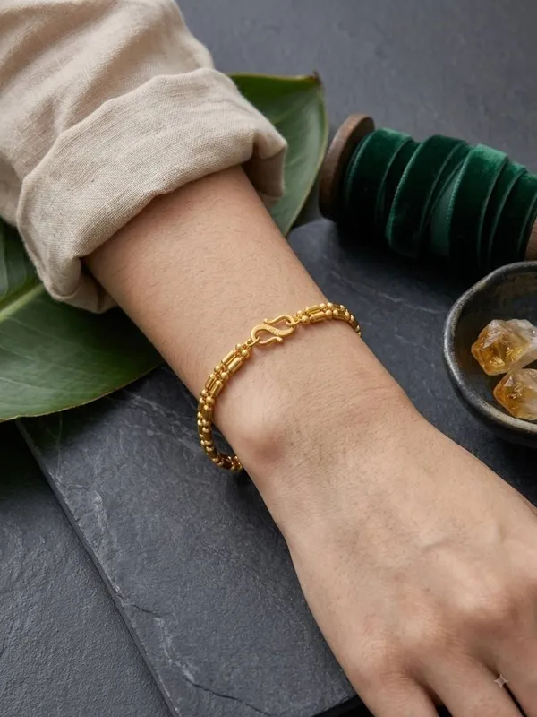 Gold-Plated_Toned_Beaded_Chain_Bracelet_For_Women