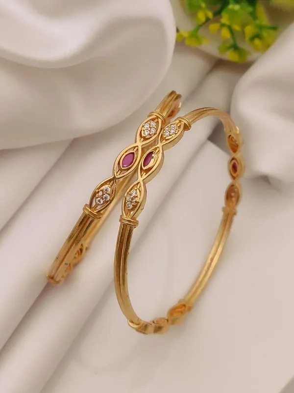 Gold-Plated_Tone_Stone_Studded_Bangle_Set_For_Women