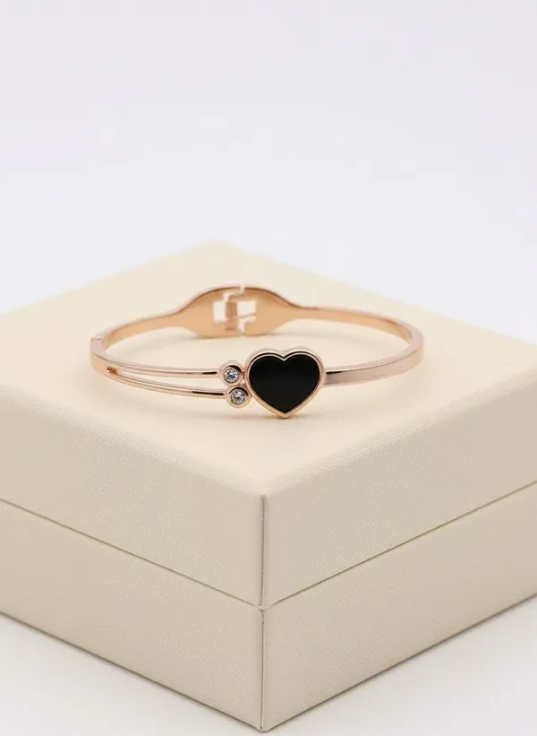 Rose_Gold_Plated_Heart_Design_Bangle_Bracelet_For_Women