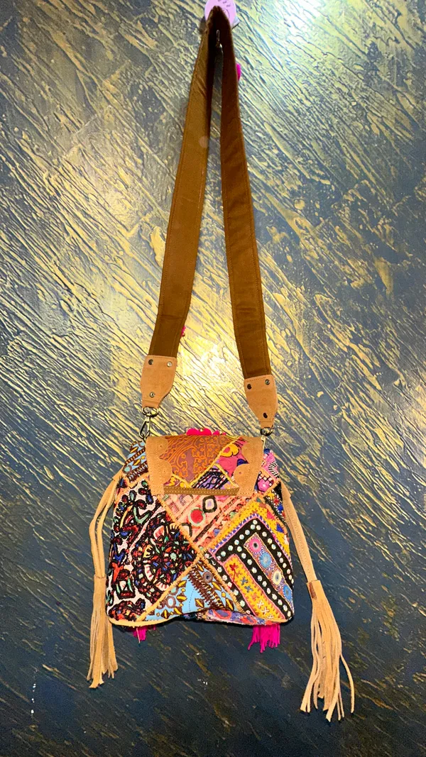 Multicolor_Fabric_Embroidered_Sling_Bag_for_Women