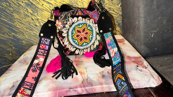 Multicolor_Textile_Embroidered_Sling_Bag_for_Women