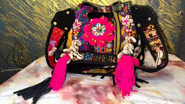 Multicolor_Textile_Embroidered_Sling_Bag_for_Women