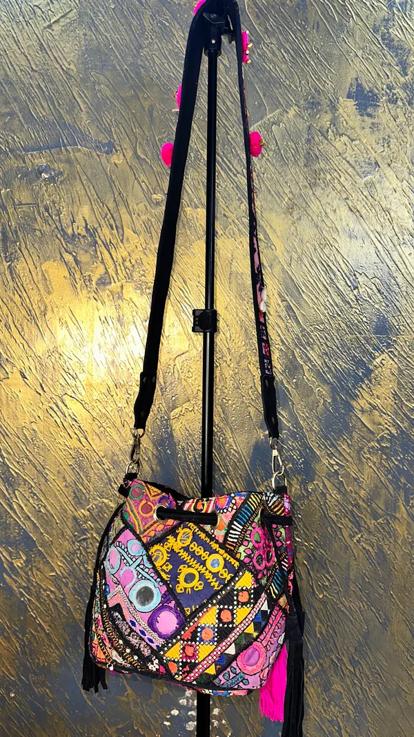 Multicolor_Textile_Embroidered_Sling_Bag_for_Women