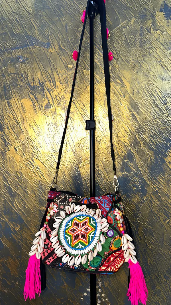 Multicolor_Textile_Embroidered_Sling_Bag_for_Women