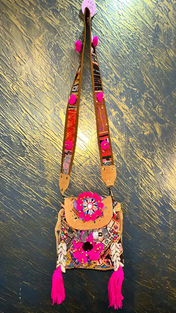 Multicolor_Fabric_Embroidered_Sling_Bag_for_Women