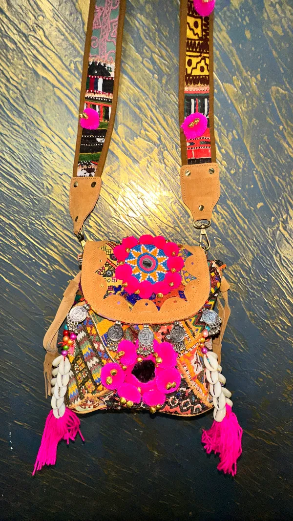 Multicolor_Fabric_Embroidered_Sling_Bag_for_Women