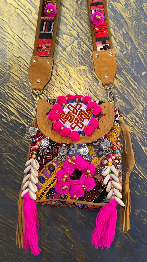 Multicolour_Embroidered_Textile_Sling_Bag_for_Women