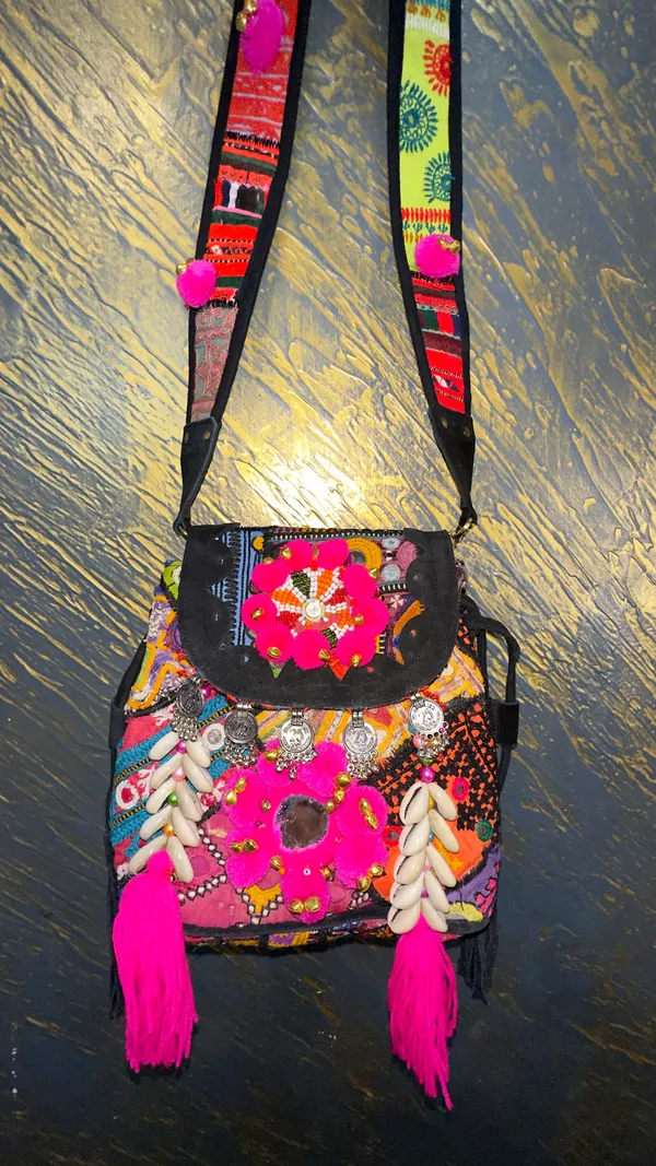 Multicolor_Fabric_Embroidered_Sling_Bag_for_Women