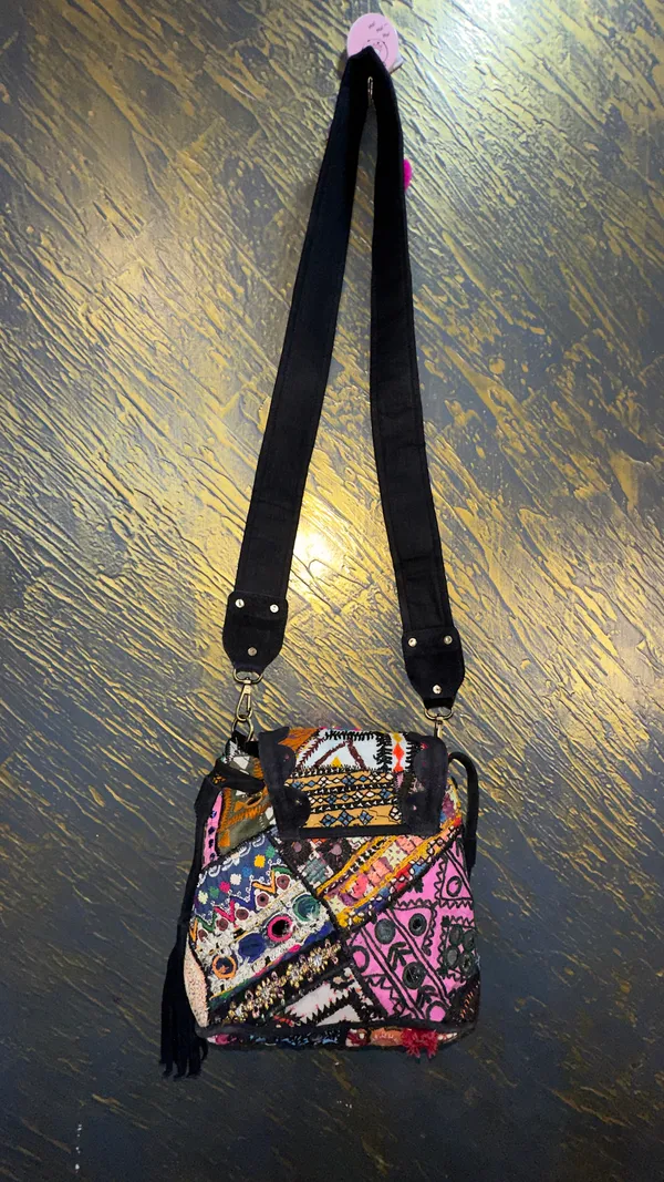 Multicolour_Textile_Embroidered_Sling_Bag_for_Women