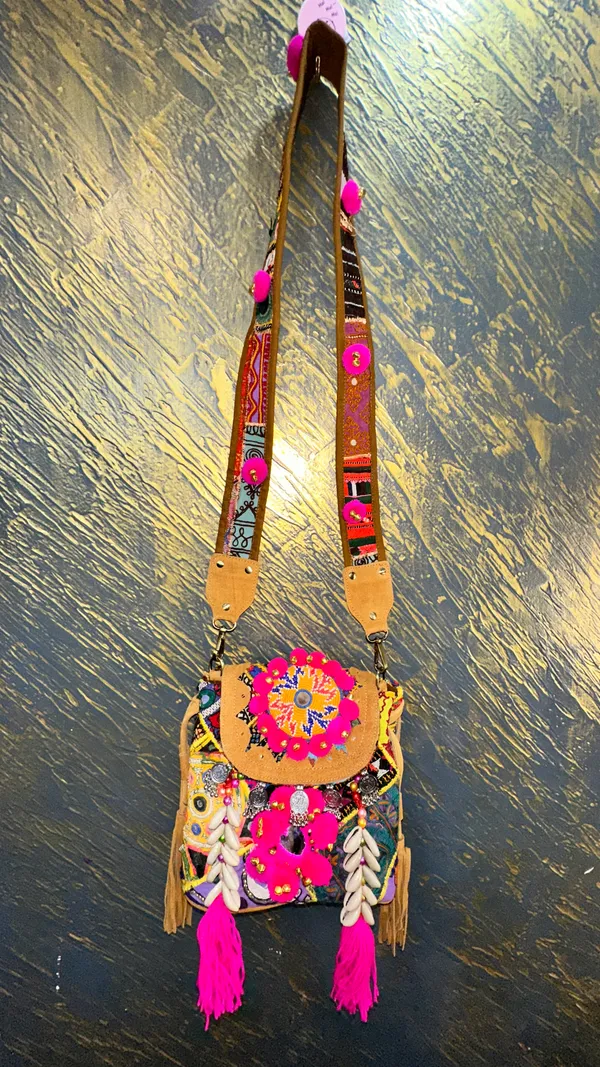 Multicolor_Fabric_Embroidered_Sling_Bag_for_Women