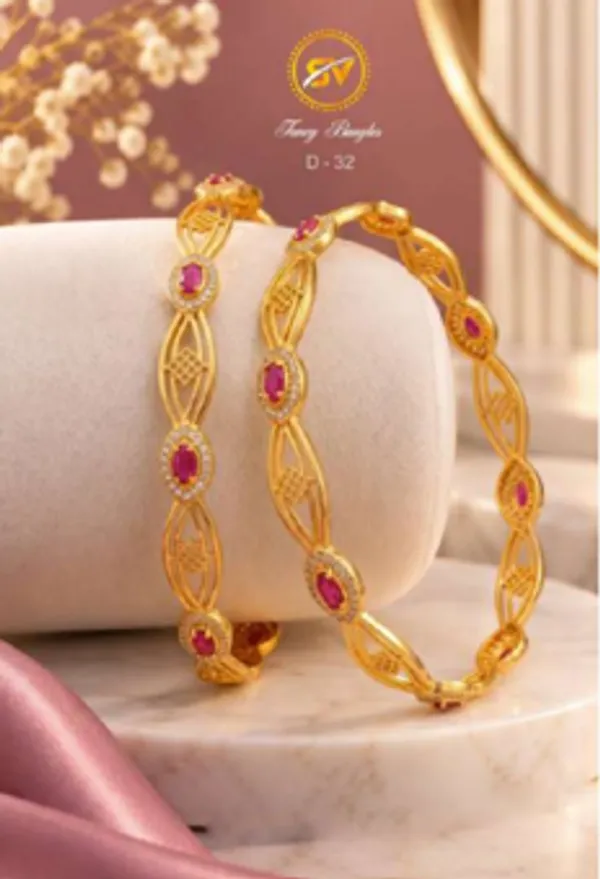 Gold_Alloy_Pink_Stone_Openwork_Leaf_Link_Bangle_Set_For_Women