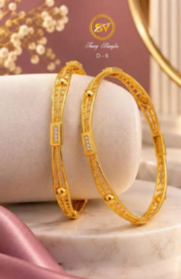 Gold_Alloy_Openwork_Embellished_Bangle_Set_For_Women