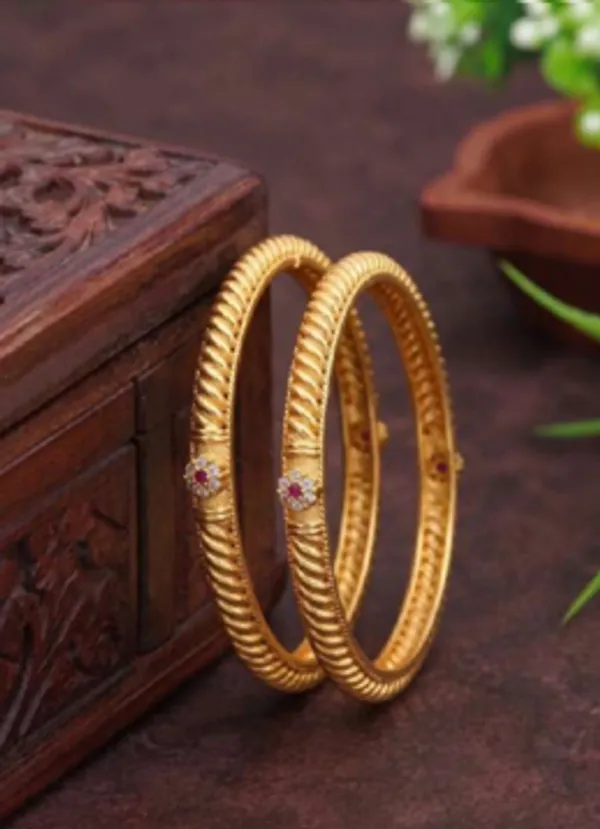 Gold_Alloy_Twisted_Floral_Red_White_Stone_Bangle_Set_For_Women