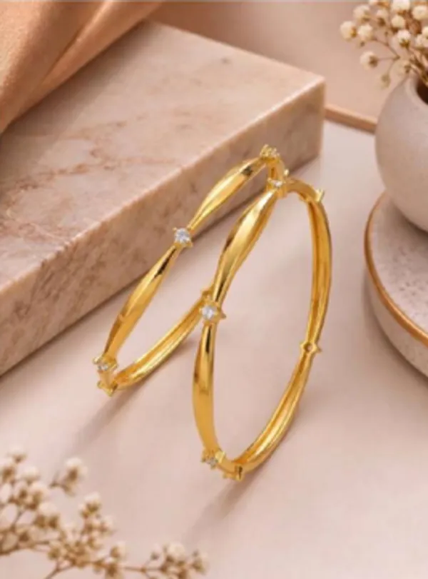 Gold_Alloy_Clear_Stone_Studded_Slim_Bangle_Set_For_Women