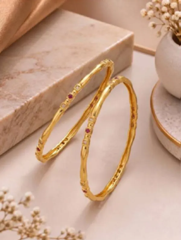 Gold_Alloy_Red_Stone_Embellished_Bangle_Set_For_Women