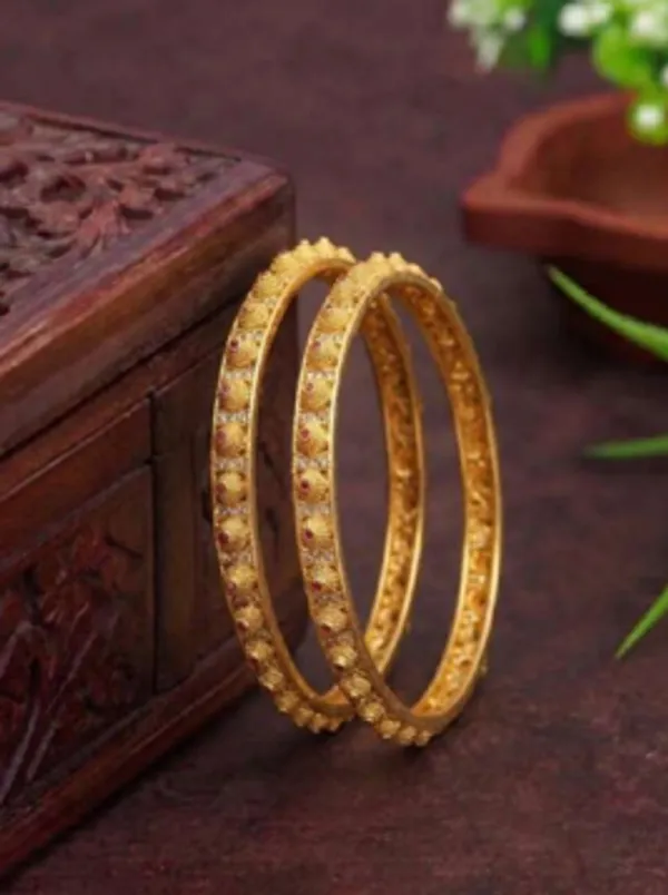 Gold_Alloy_Raised_Embellished_Traditional_Bangle_Set_For_Women