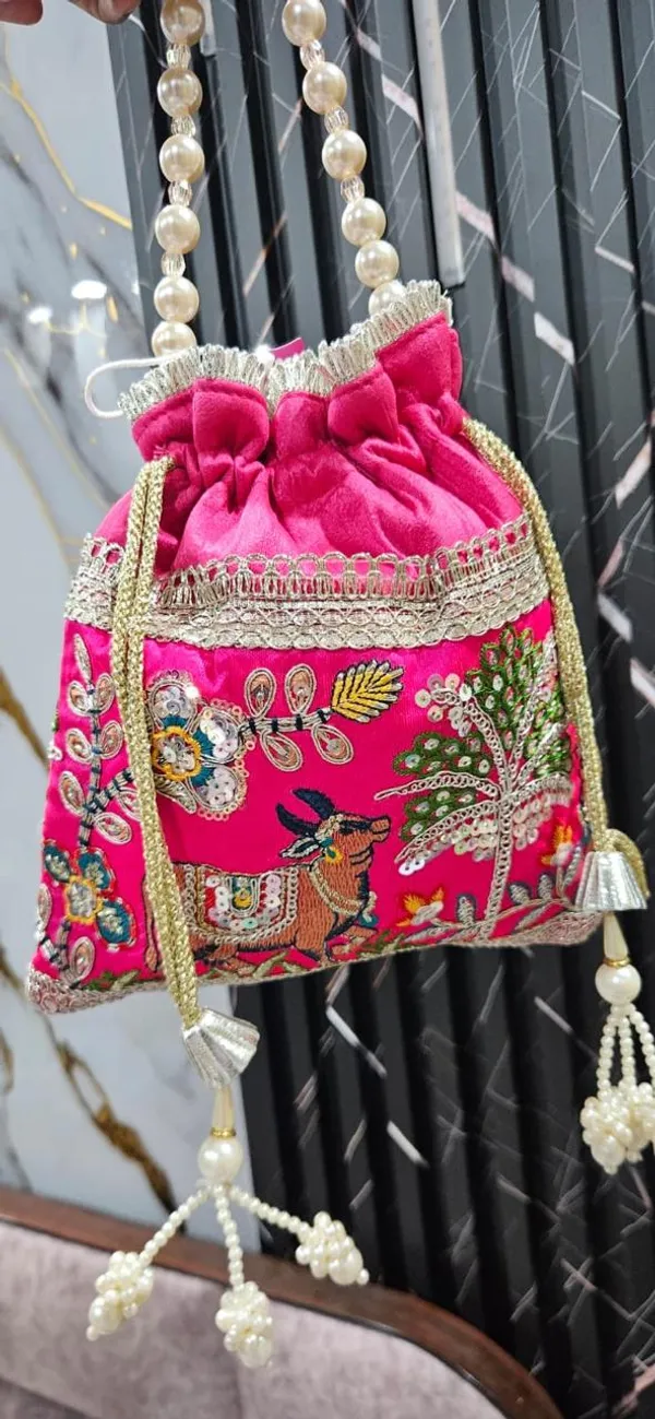 Festive_Potli