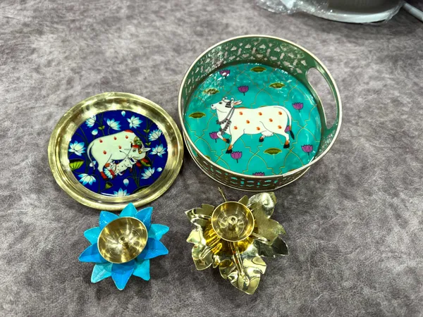Pichwai_Tray_Thali_Diya_Combo