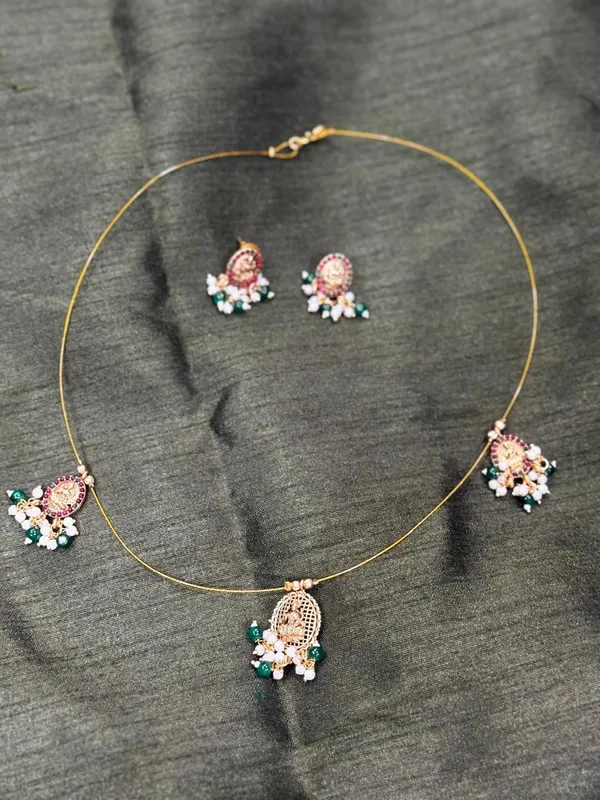 Fine_Goddess_Necklace_Set