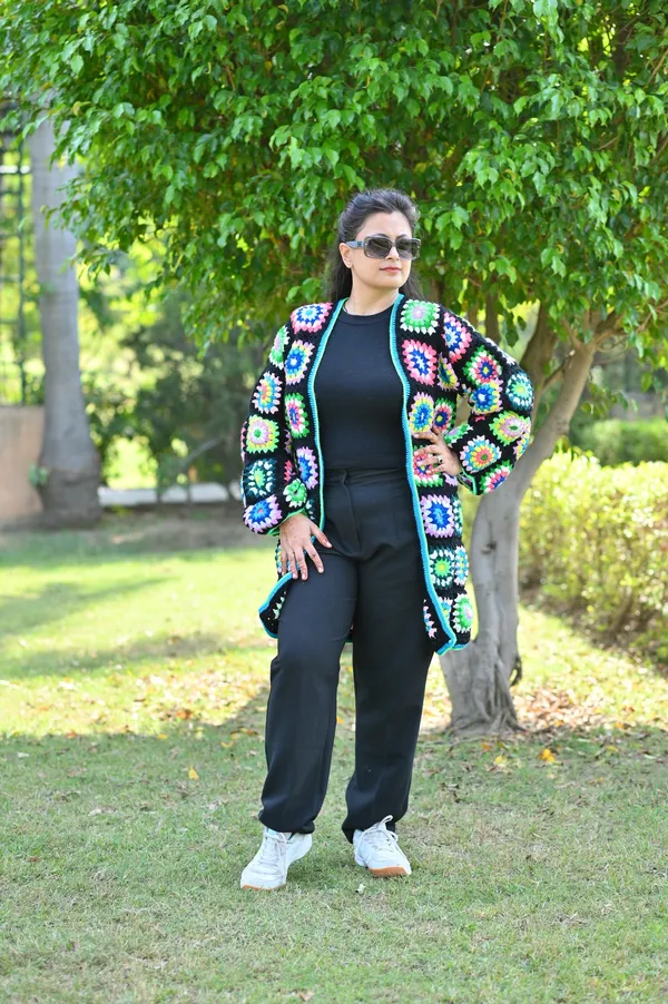 Women_Colour_Blocked_Cardigan_With_Embroidered_Detail