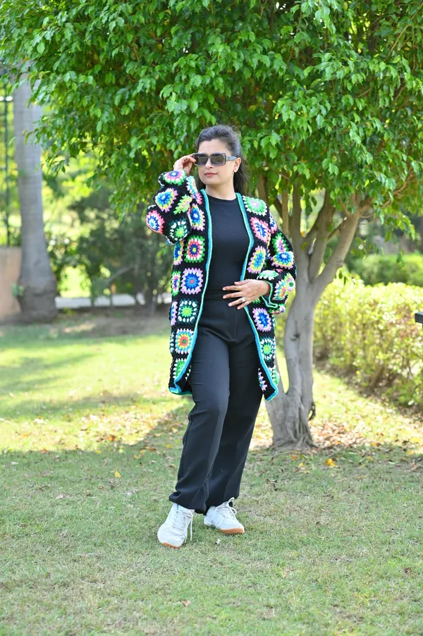 Women_Colour_Blocked_Cardigan_With_Embroidered_Detail