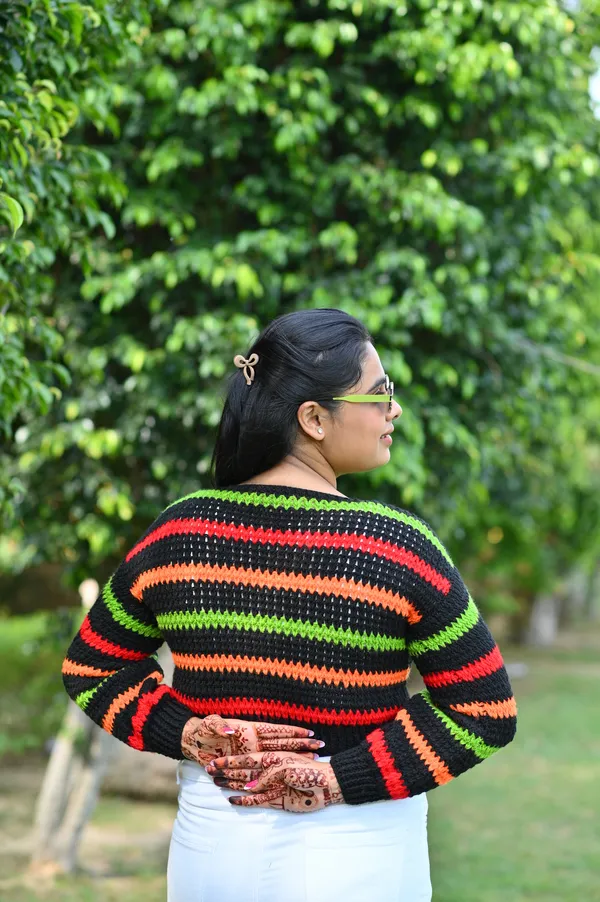 Women_Colourblocked_Cardigan_With_Embroidered_Detail