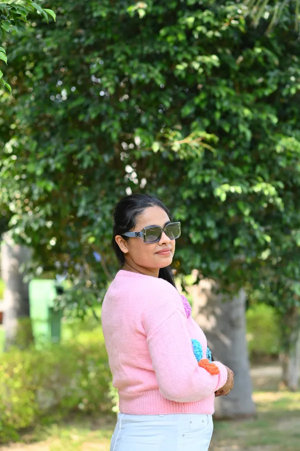 Women_Colourblocked_Cardigan_With_Embroidered_Detail