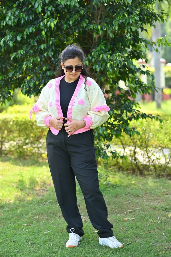 Women_Colourblocked_Cardigan_With_Embroidered_Detail