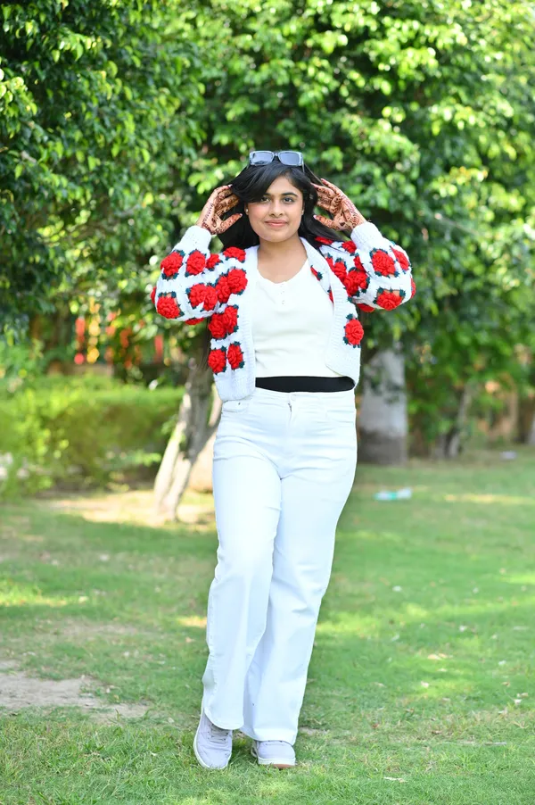 Women_Colourblocked_Cardigan_With_Embroidered_Detail