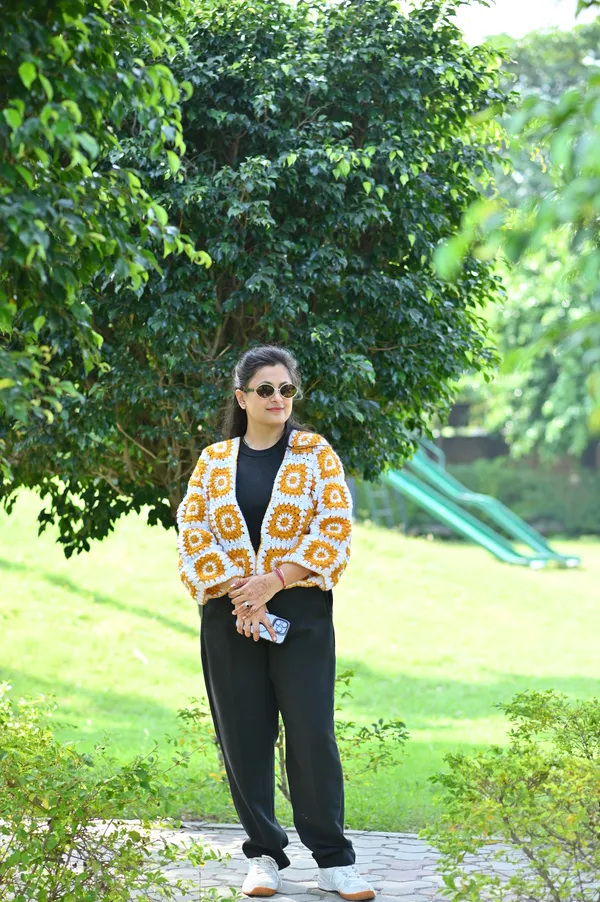 Women_Colourblocked_Cardigan_With_Embroidered_Detail