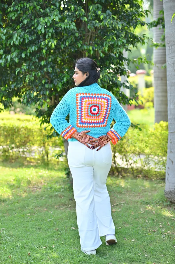 Women_Colourblocked_Cardigan_With_Embroidered_Detail