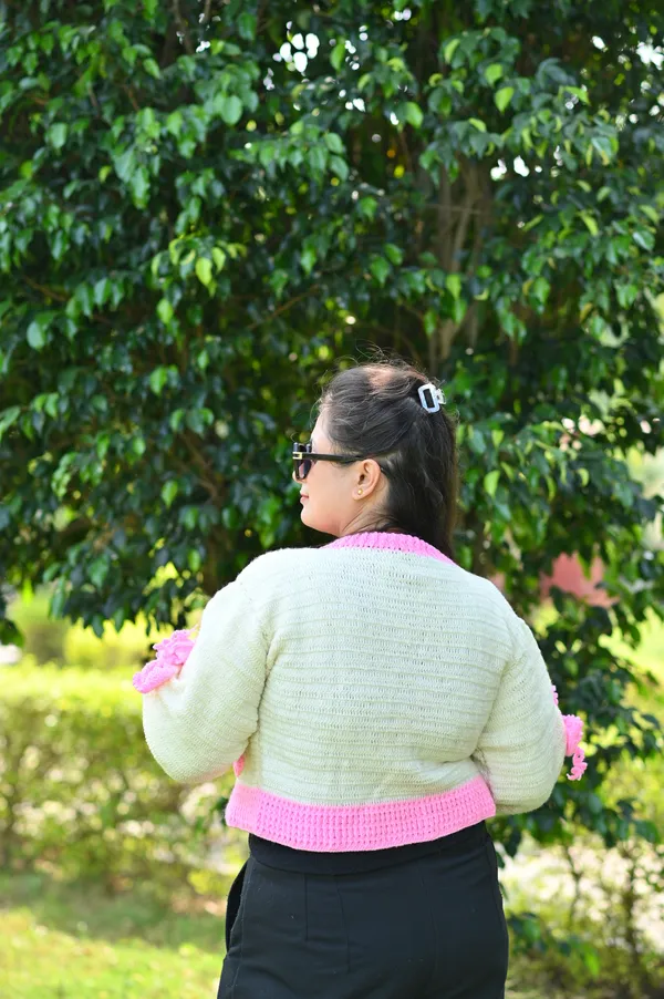 Women_Colourblocked_Cardigan_With_Embroidered_Detail