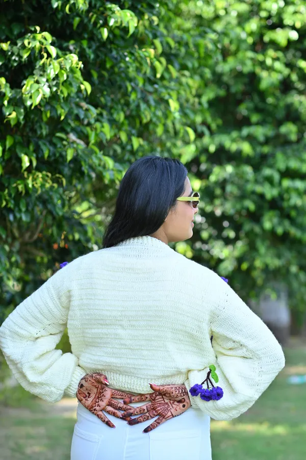 Women_Colourblocked_Cardigan_With_Embroidered_Detail