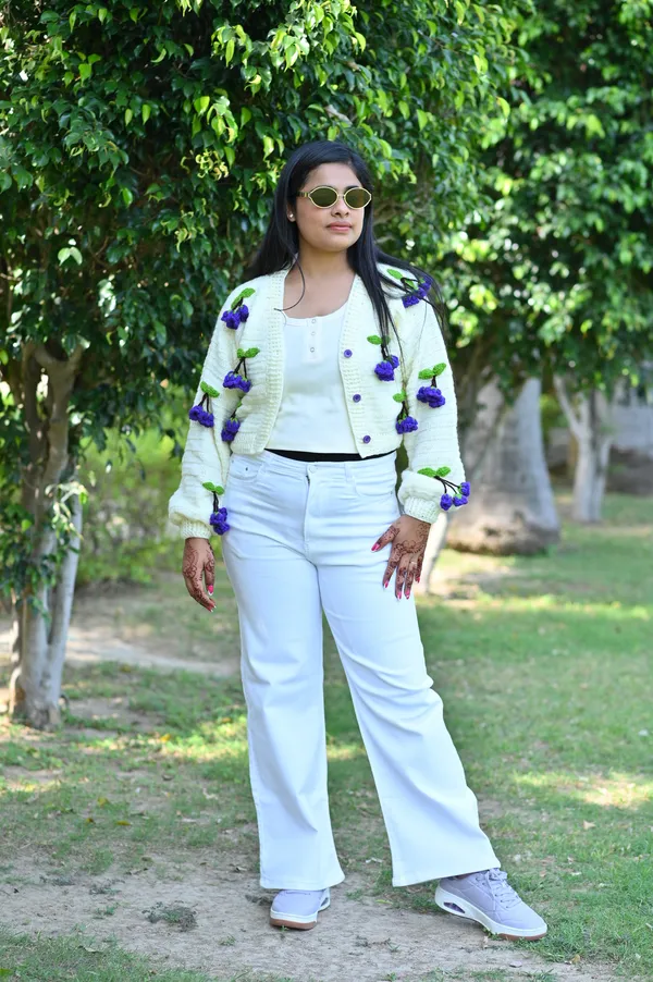 Women_Colourblocked_Cardigan_With_Embroidered_Detail
