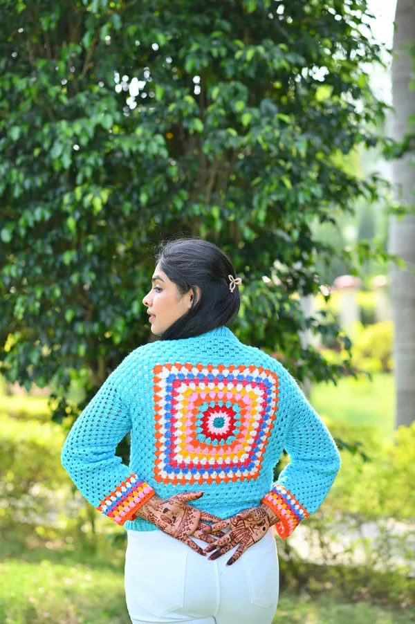 Women_Colourblocked_Cardigan_With_Embroidered_Detail