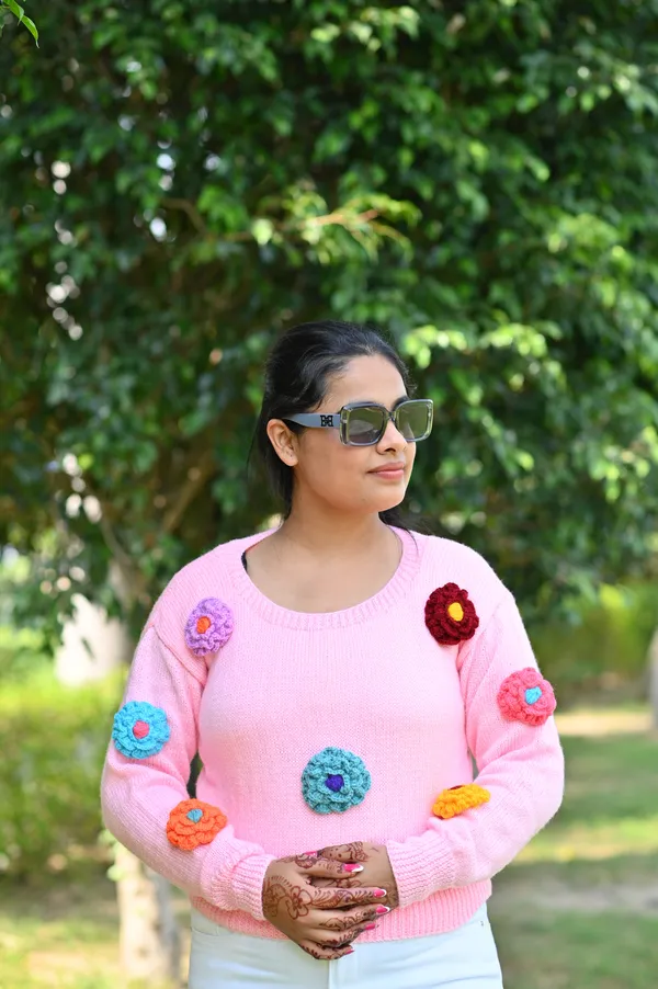 Women_Colourblocked_Cardigan_With_Embroidered_Detail