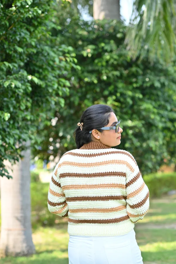 Women_Colourblocked_Cardigan_With_Embroidered_Detail