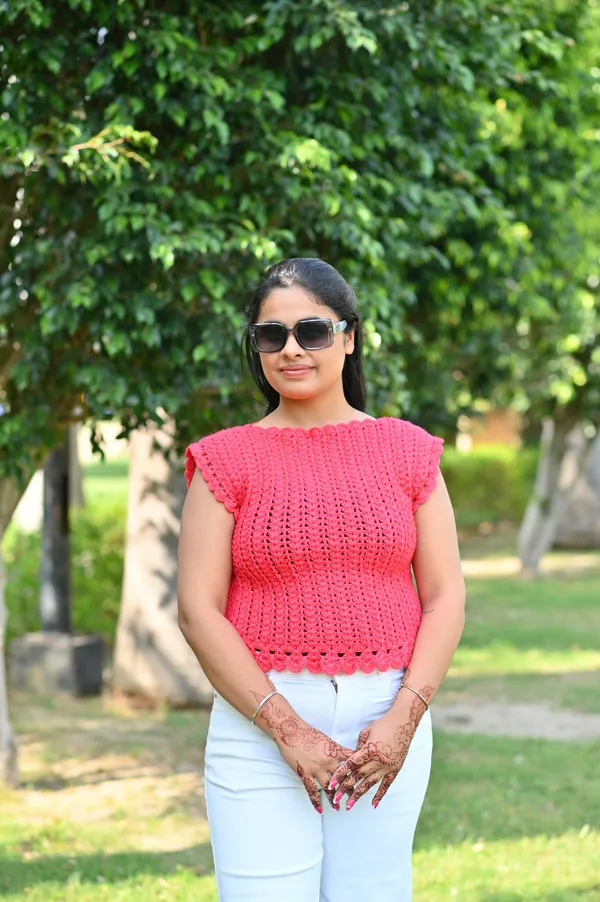 Women_Colourblocked_Cardigan_With_Embroidered_Detail