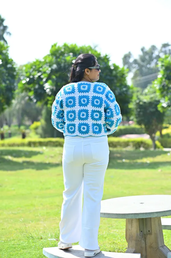 Women_Colourblocked_Crop_Cardigan_With_Embroidered_Detail