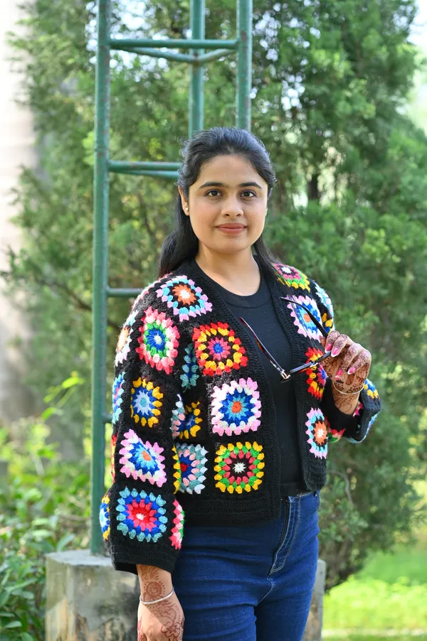 Women_Floral_Cardigan_With_Embellished_Detail