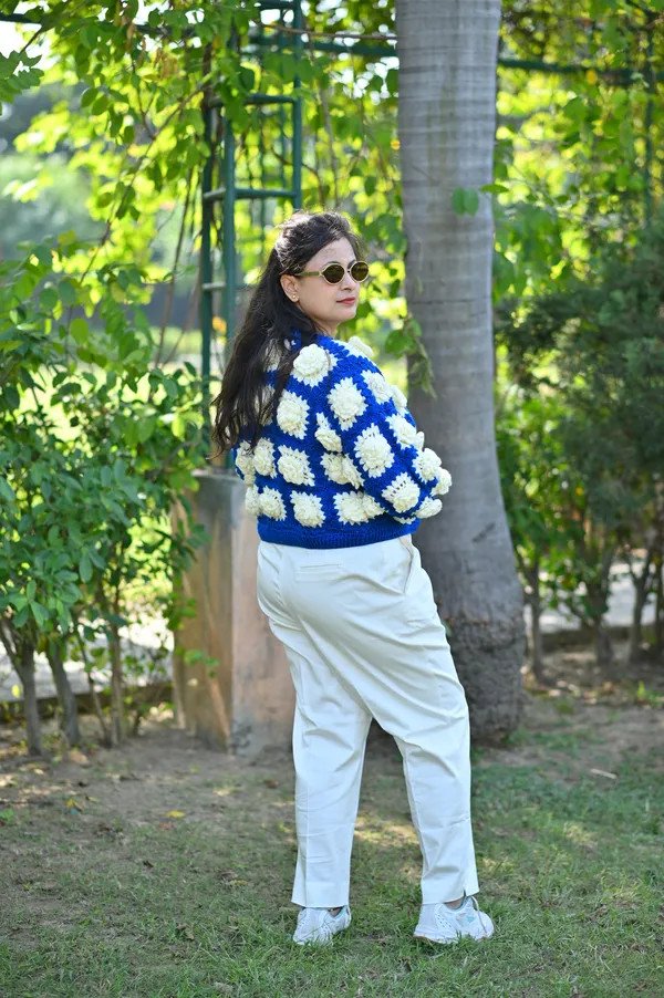 Women_Plus_Size_Floral_Embroidered_Crop_Front-Open