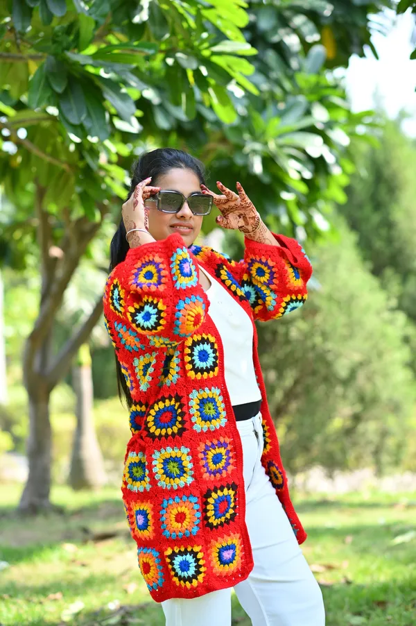 Women_Printed_With_Embroidered_Detail