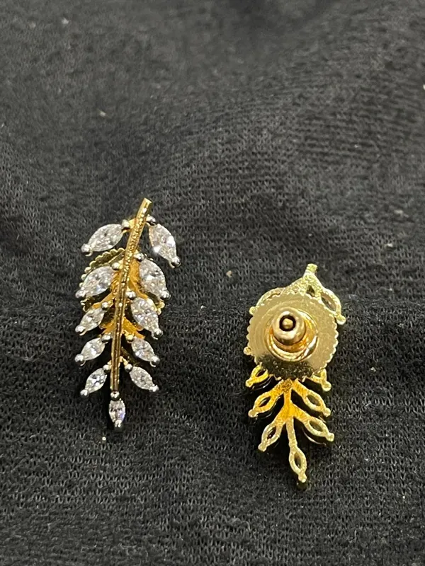 Gold_Tone_Crystal_Leaf_Drop_Earrings_For_Women
