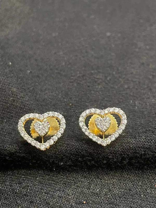 Gold_Tone_Clear_Stone_Heart_Stud_Earrings_For_Women